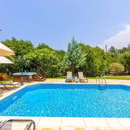 Ay Kyriaki Villa Prodromi